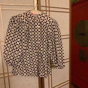 Talbots floral black and white puff sleeve shirt